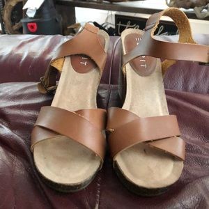 esprit wedge sandals